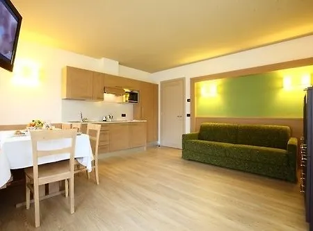Aparthotel Al Lago *